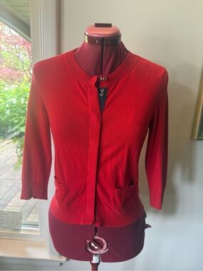 RED MOTH SNAP FRONT CARDIGAN